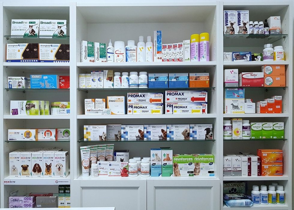 Farmacie-Veterinara-Centrul-Veterinar-Domenii-1-980×700